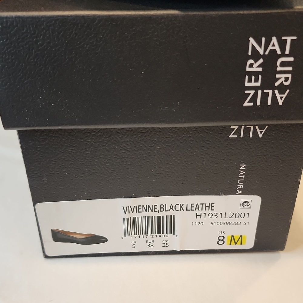 Naturalizer Black Leather Flats
